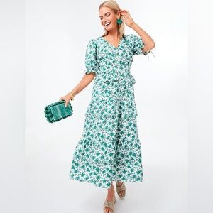 Hyacinth House Tuckernuck Green Floral Irenea Midi Dress - Size M